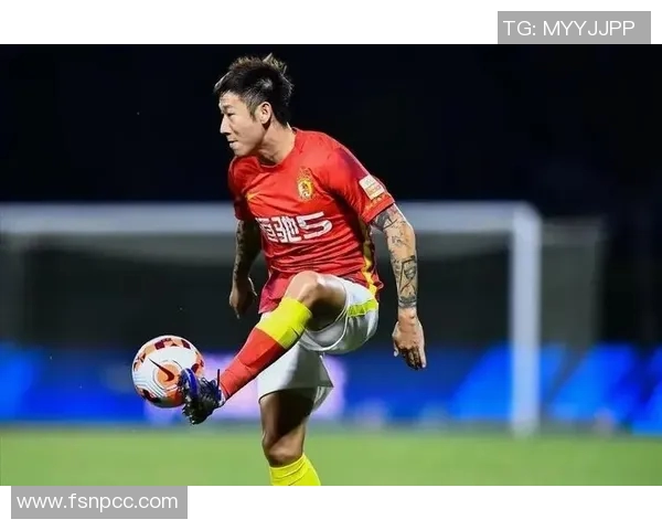 中国帅气足球明星的魅力与成就探秘之旅