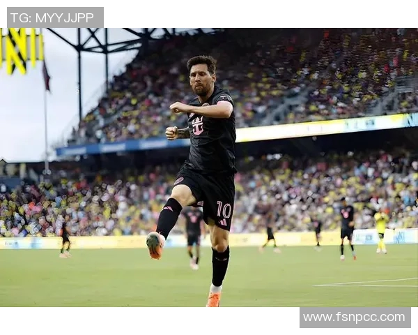 足球场上的传奇瞬间3号明星球员精彩集锦回顾